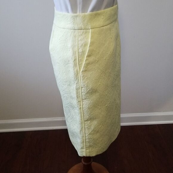 Banana Republic Yellow Skirt size 8 - Picture 4 of 7